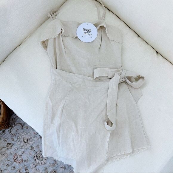 NWT Princess Polly Rally Playsuit in Beige - Picture 2 of 5